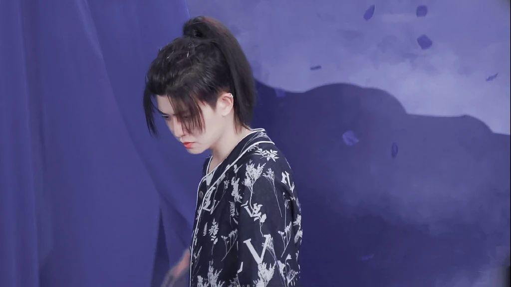 任嘉伦壁纸只有你嵌着梨涡的笑容才是我眼中最美的风景