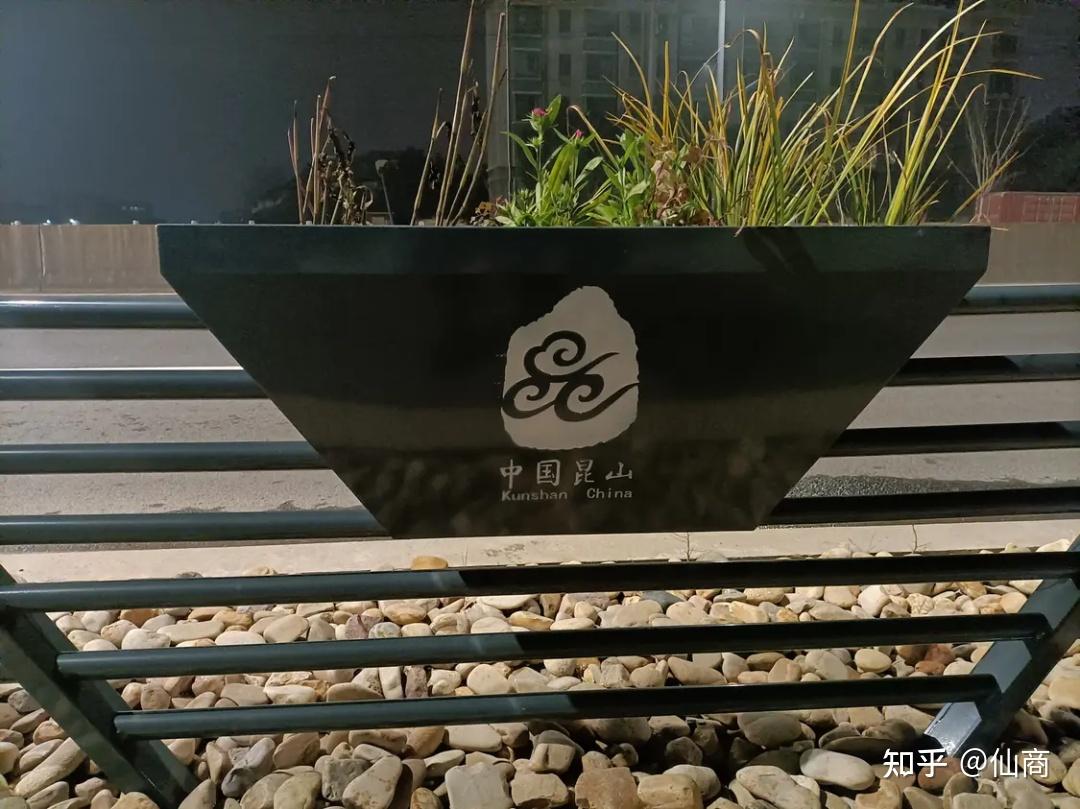 每日神评姓南宫给孩子起个名别硬来