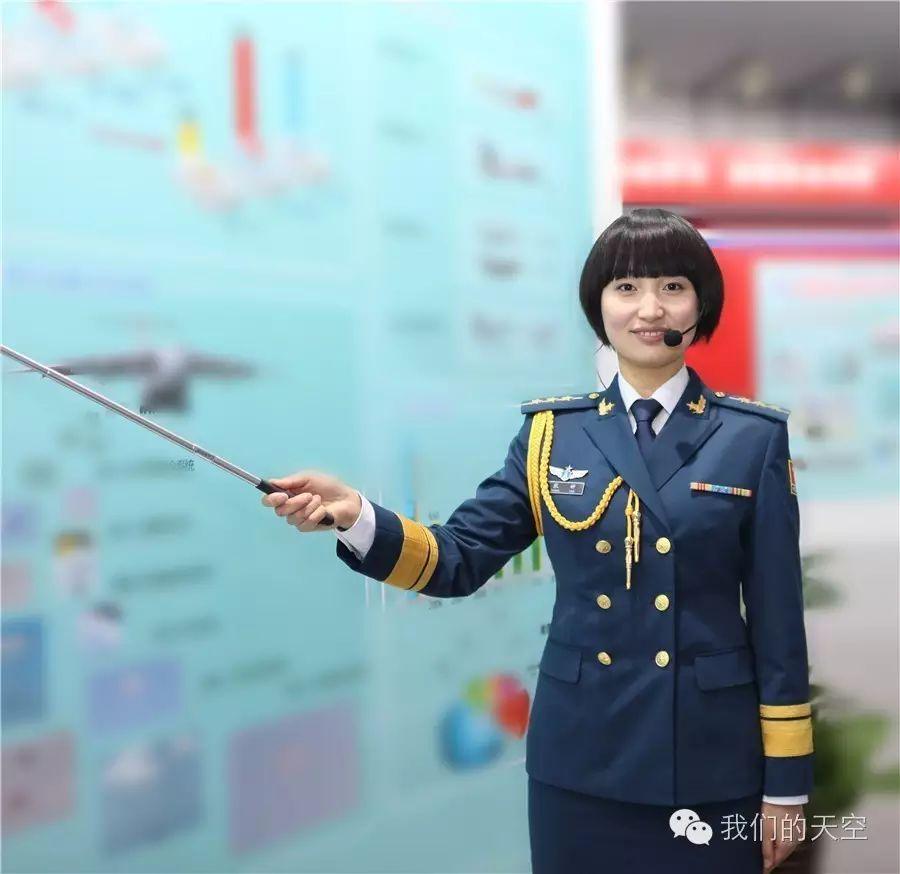 红色文化传播者英雄部队代言人金牌讲解员不仅美更要有内涵