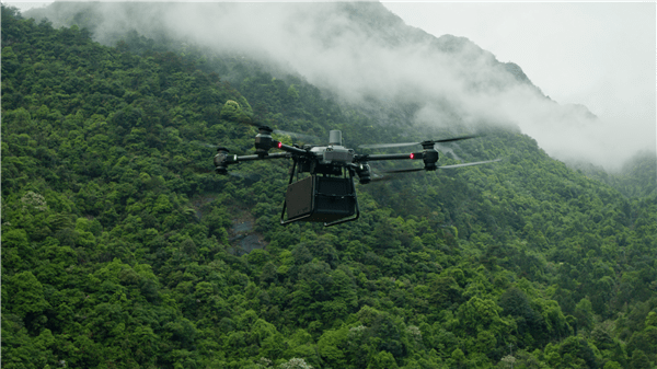 DJI FlyCart 30 | 开启低空运载新时代! - 知乎