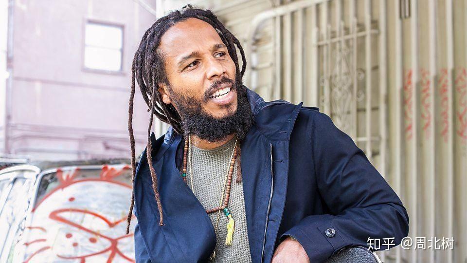 全家玩雷鬼ziggy marley五sean lennon他跑远了,爸爸在这hes on the