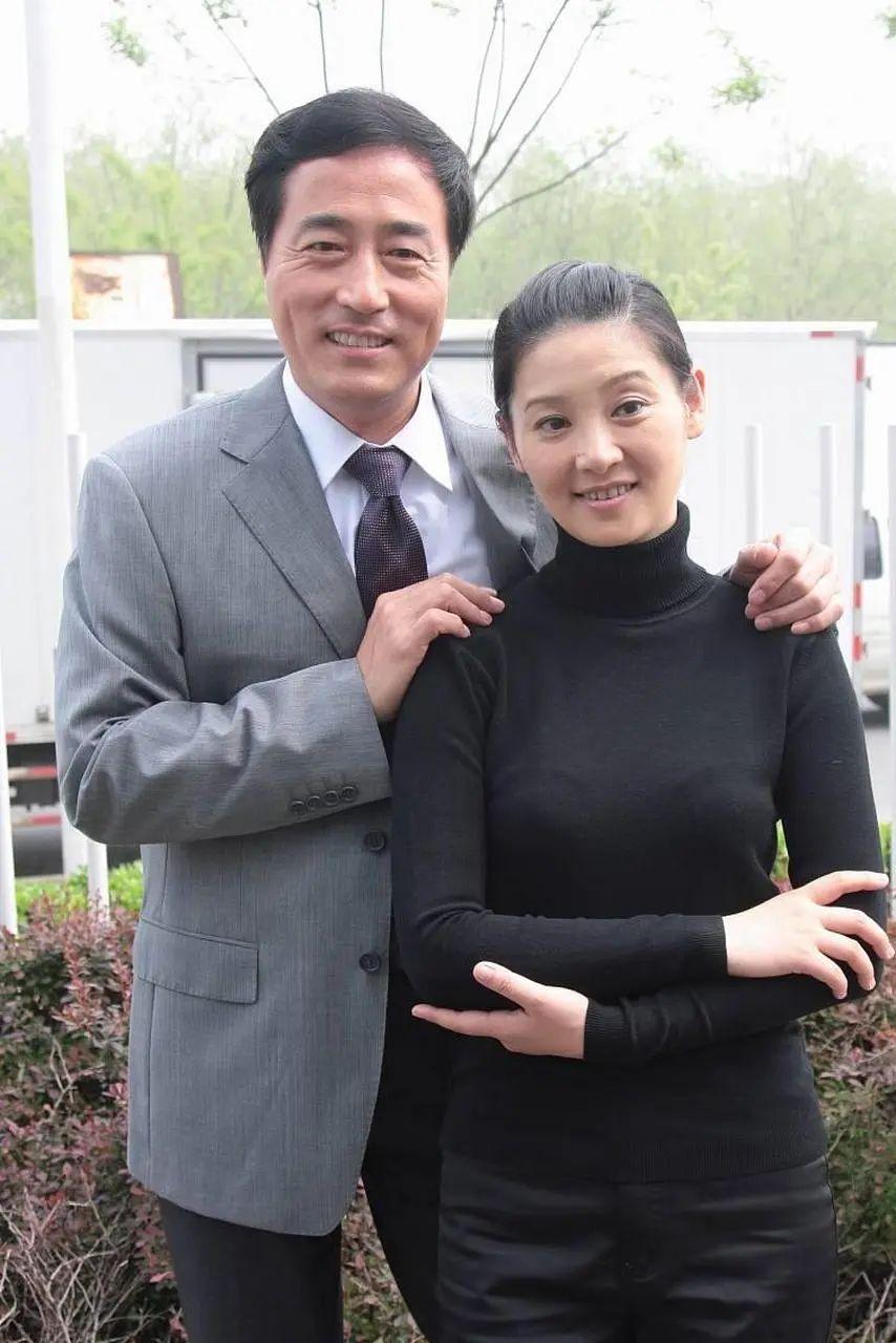 善因结善果，杨立新当年养了徐帆三年，让儿子杨玏在娱乐圈有了大靠山 - 知乎