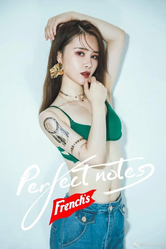 撞脸王子文萝莉脸蜜桃臀韩国留学回来的健身私教这金刚芭比身材绝了