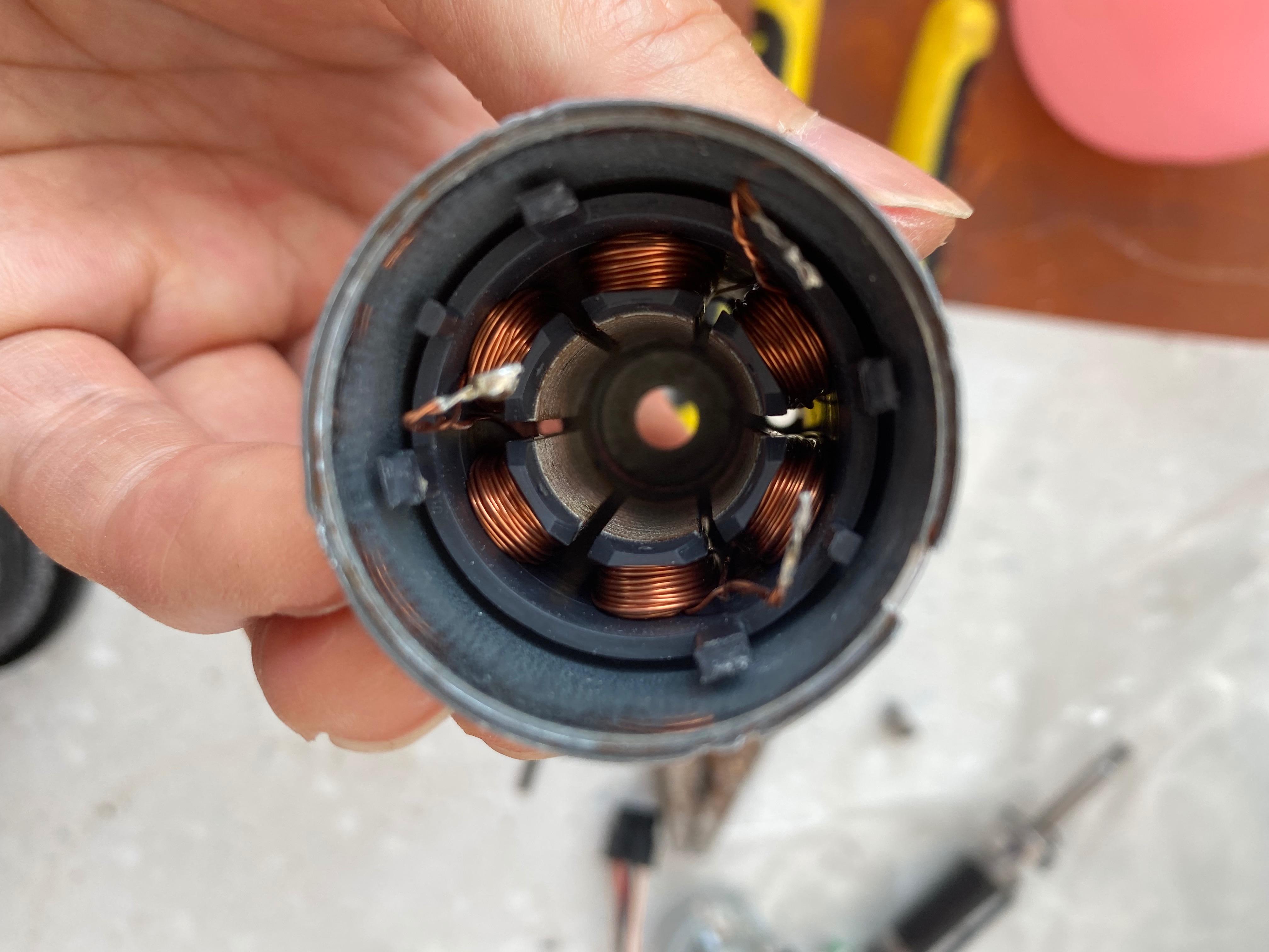 Dyson AM10 拆解 - 知乎