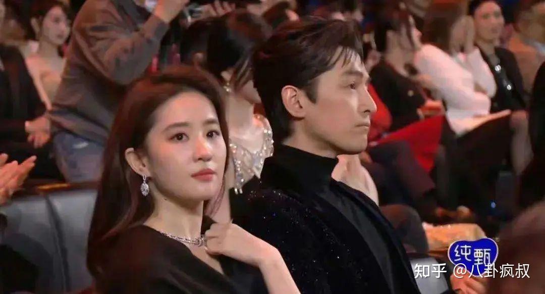 唐嫣拒绝同框杨幂刘亦菲胡歌合体热巴殴打博主王俊凯龚俊撕战刘浩存