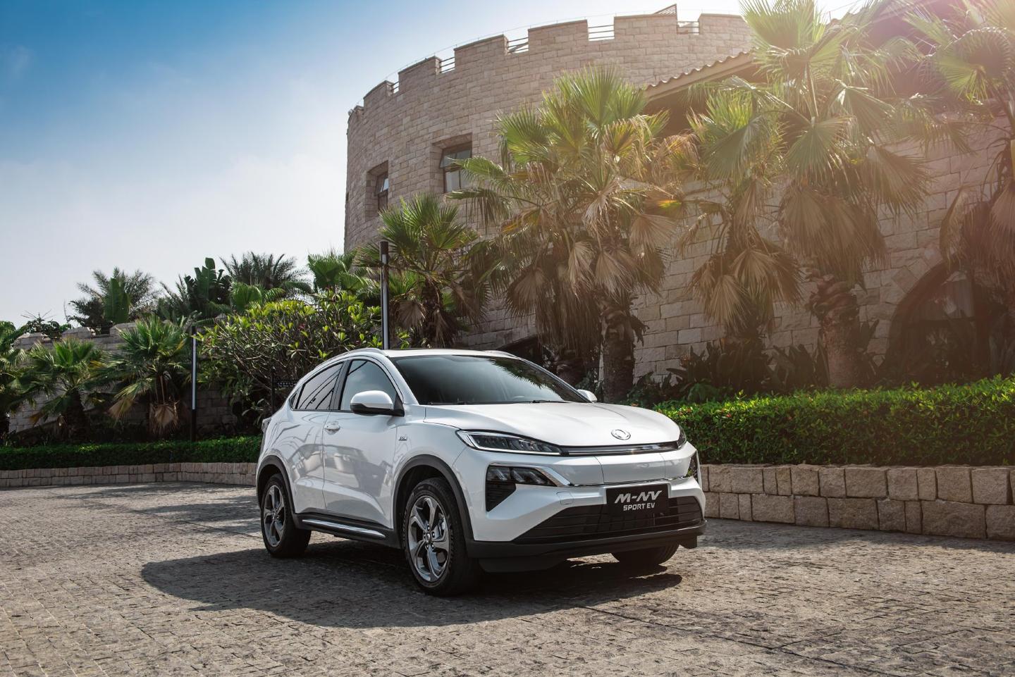 比xnv更具吸引力东风本田mnv广州车展上市售14981598万元