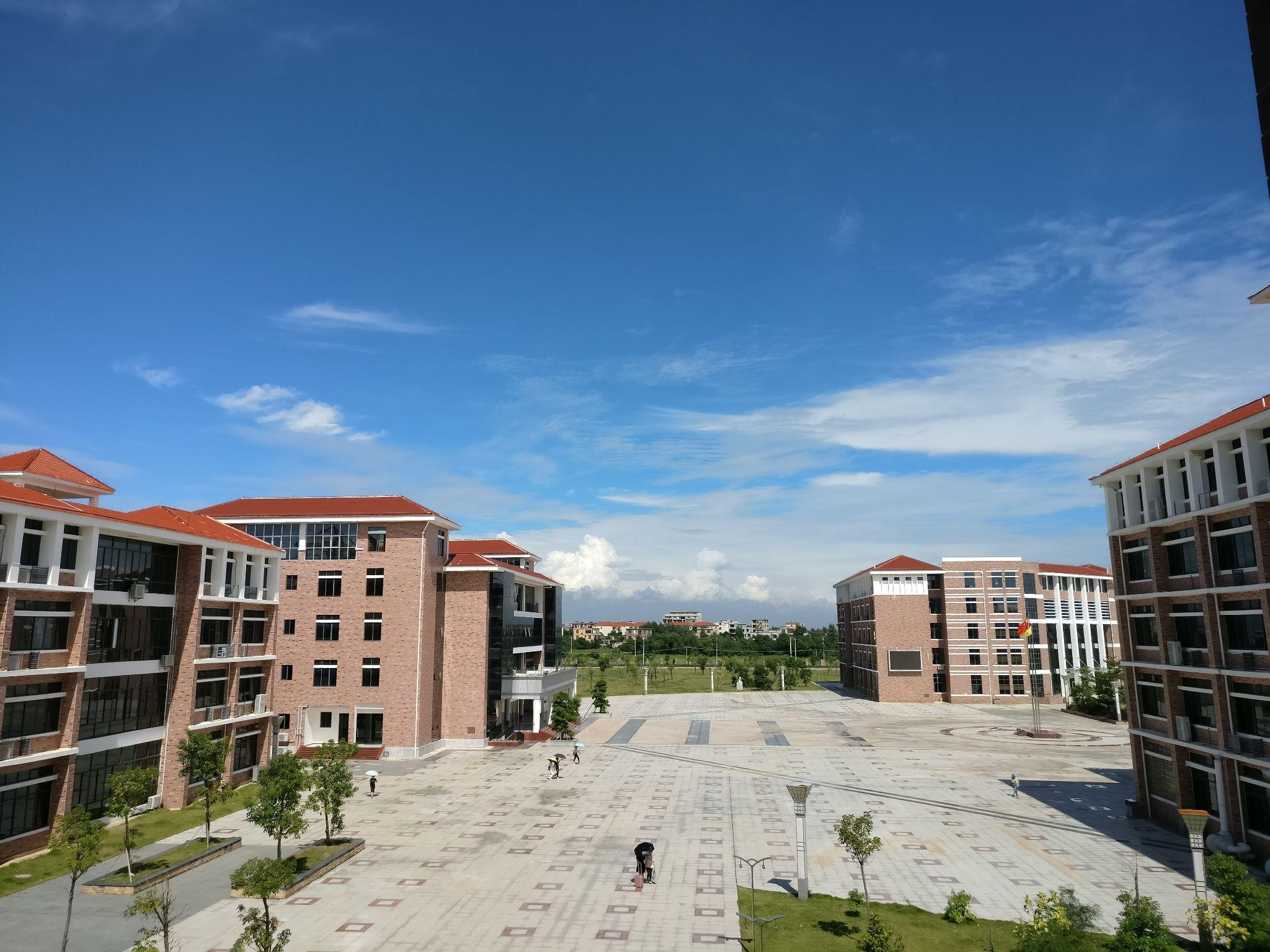 在广西北海中学就读是怎样的体验?