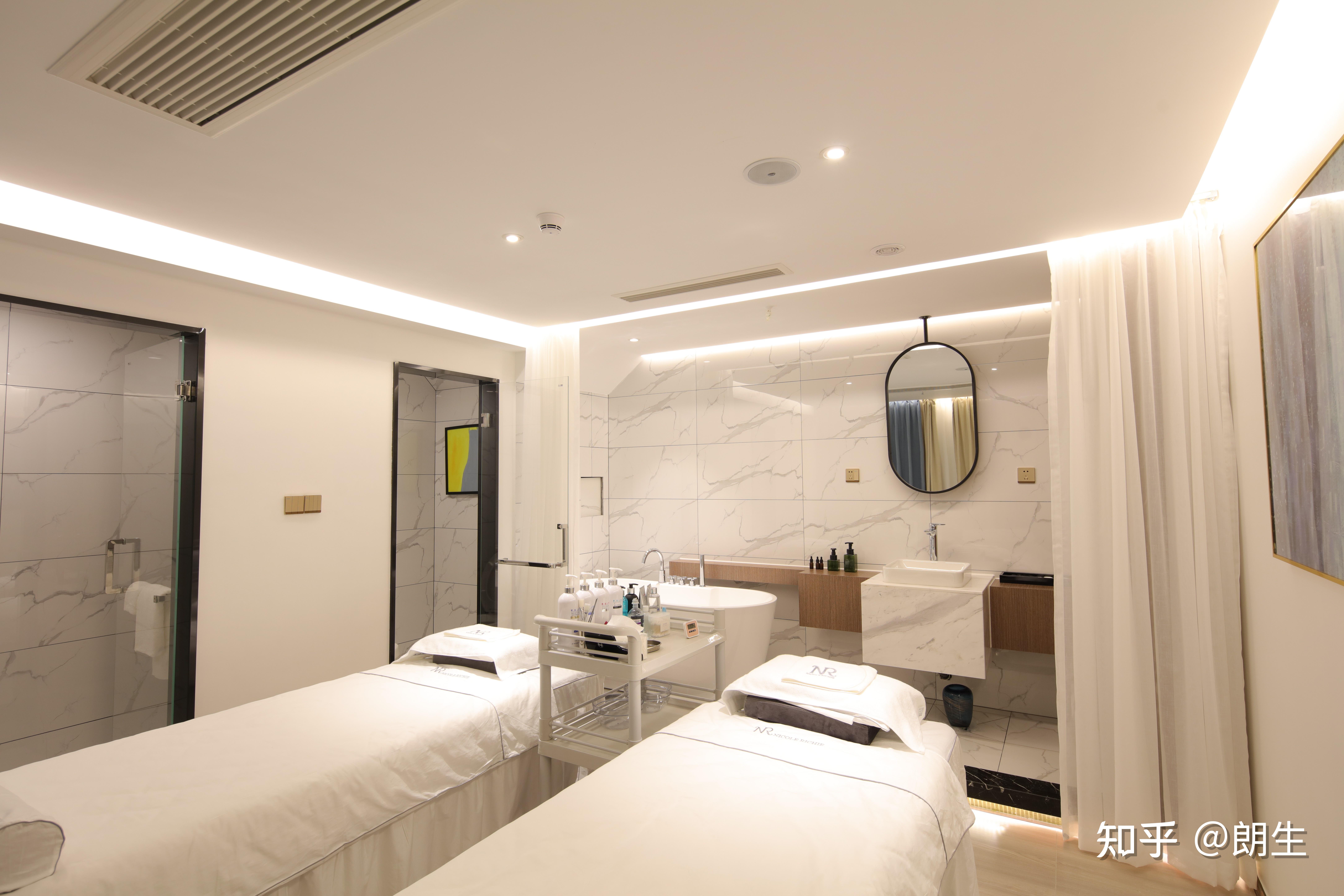 医美空间花色案例色彩艺术与设计表达