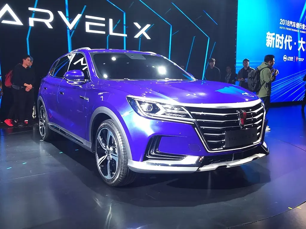 荣威marvelx号称把百万级超跑定格在后视镜中你信吗