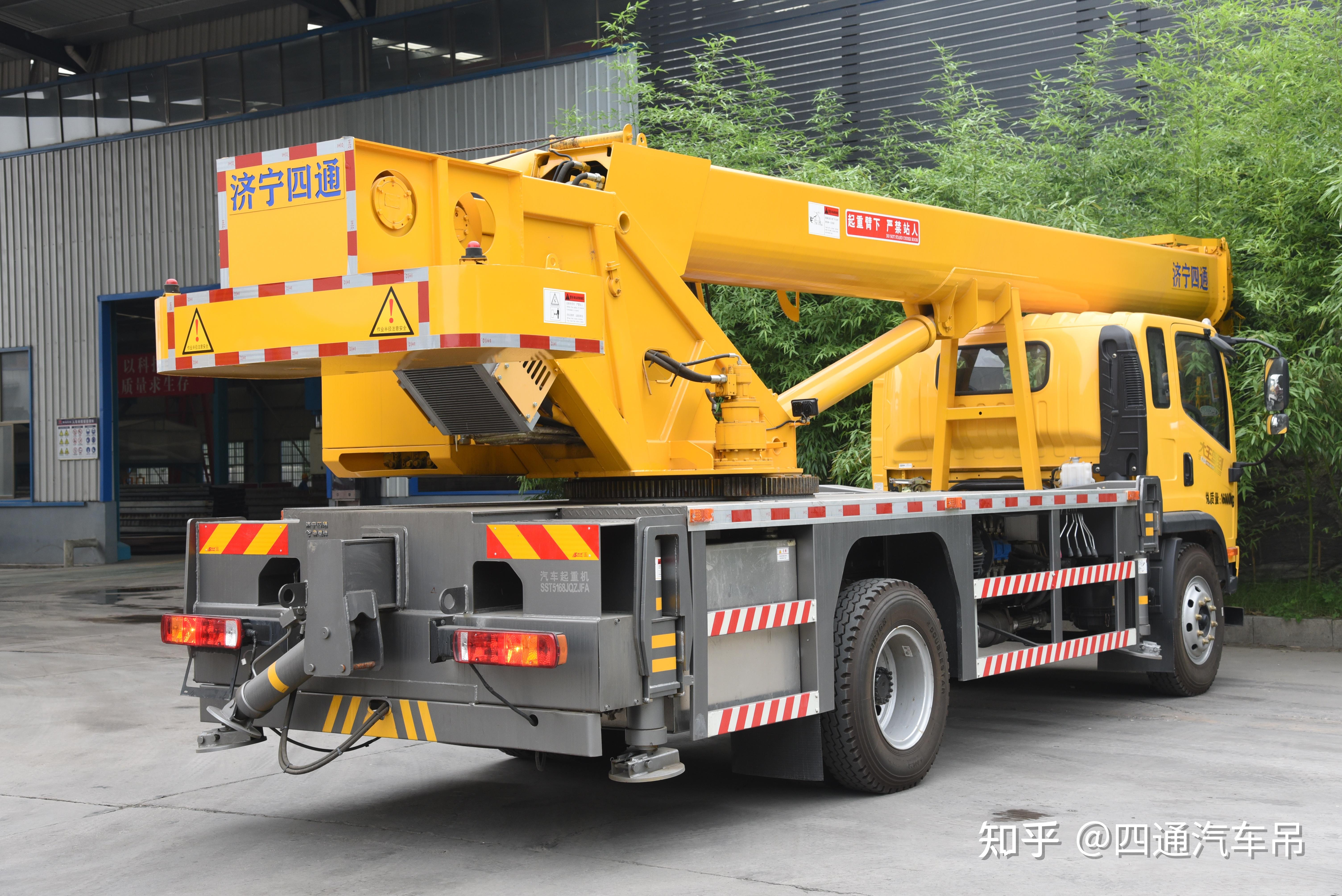 12吨汽车吊解放42005节臂单板双节腿配置性能