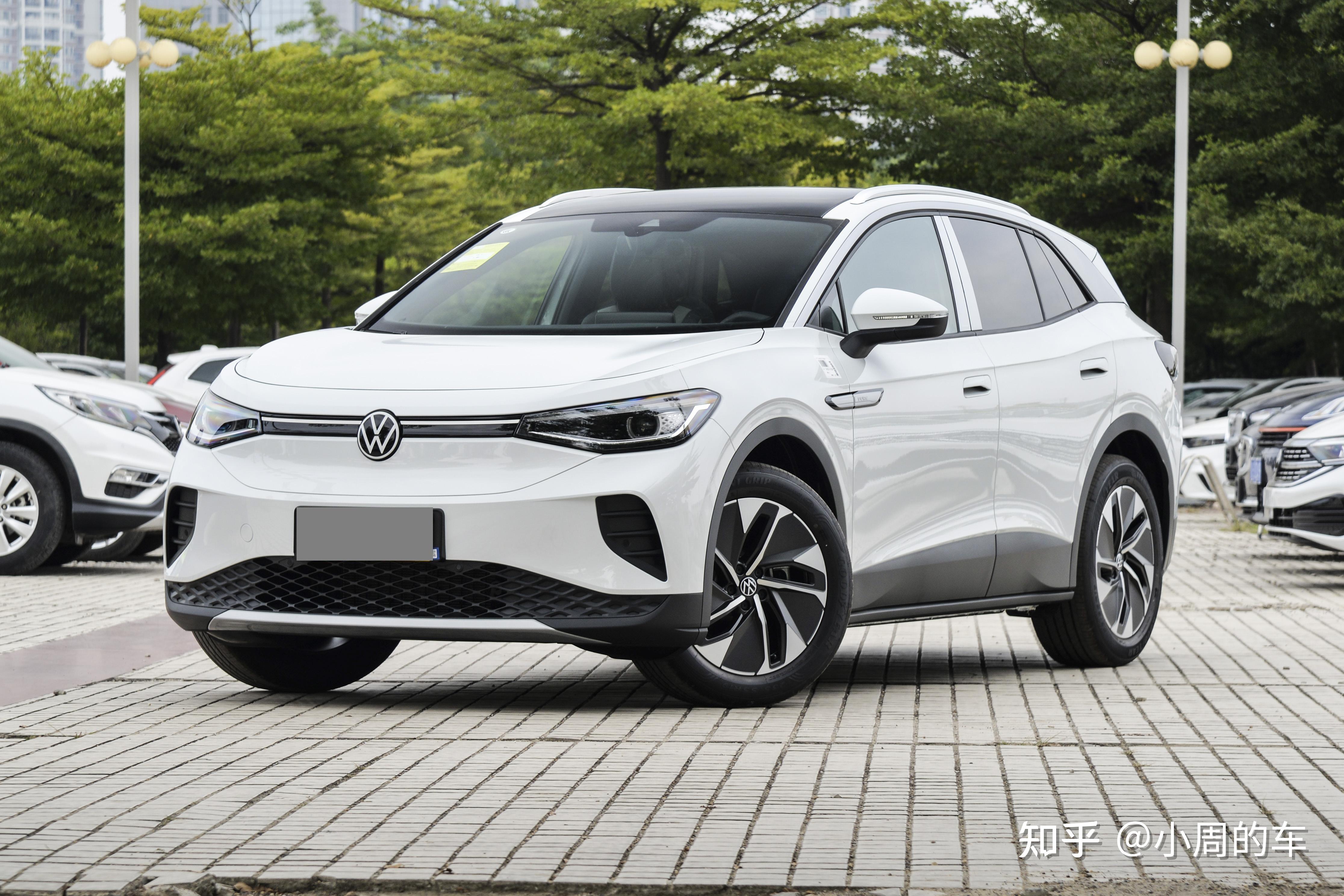 4 crozz与大众cc,五款车型分别在过去的一个月里卖出了5356辆,5353辆