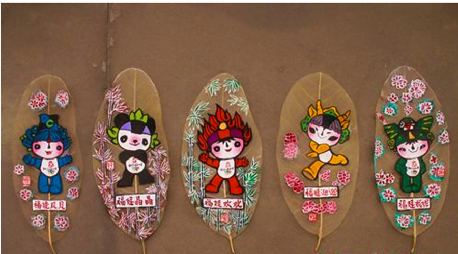 叶中有画画中有叶 沉寂了千年的叶脉画 岂止是鬼斧神工