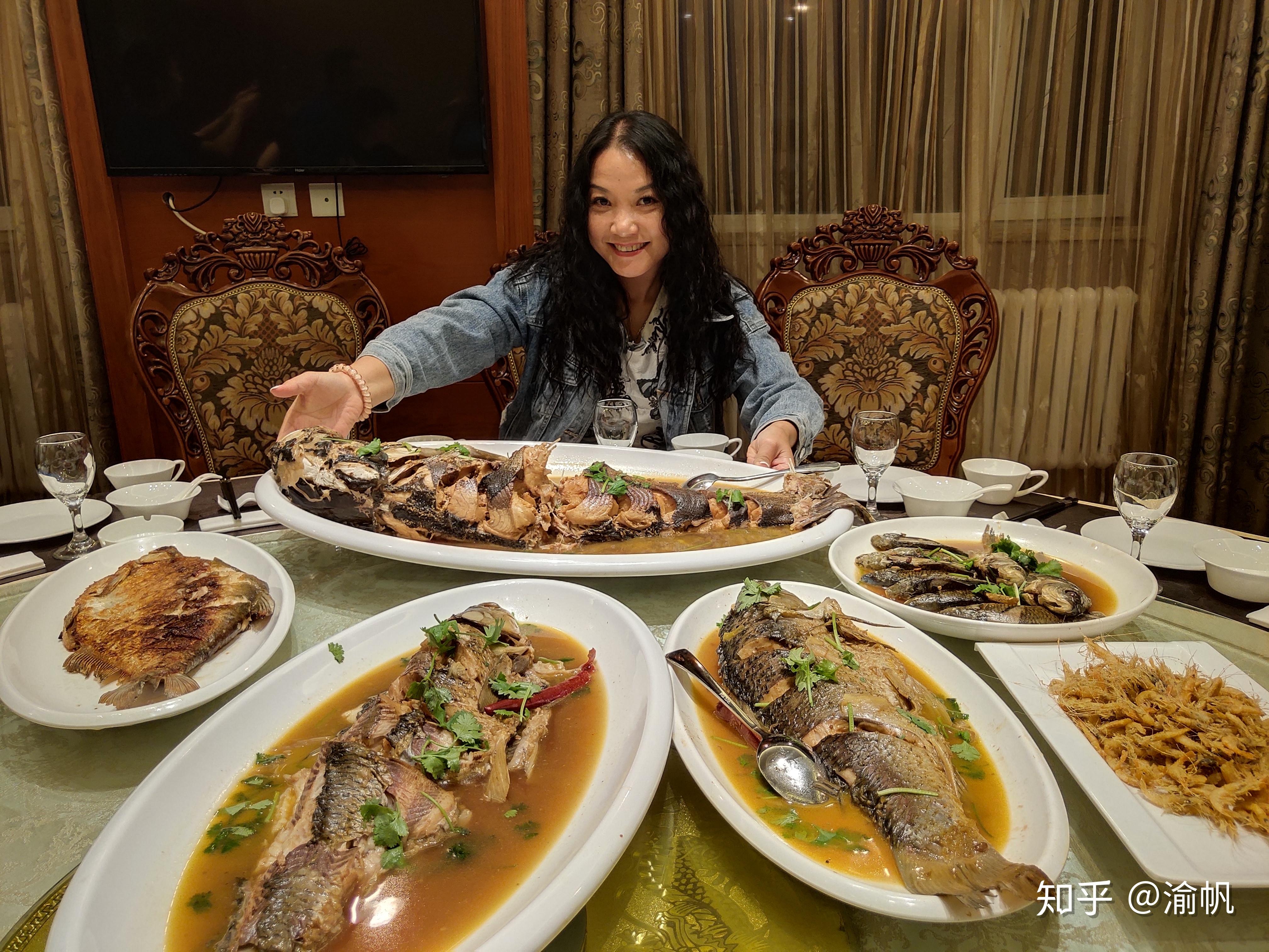 查干湖全鱼宴，令人垂涎的味觉盛宴，还是省级非物质文化遗产 - 知乎