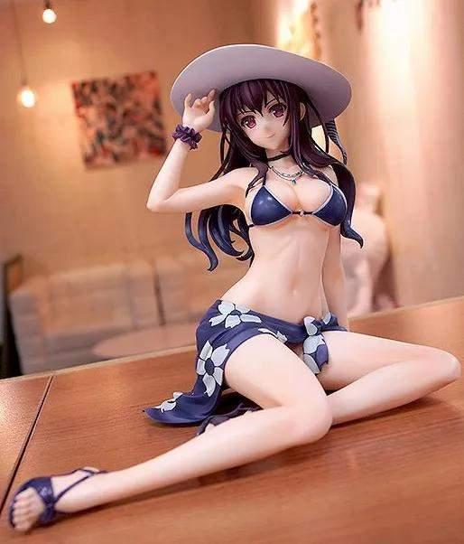 的霞之丘诗羽是男主的学姐,外形高挑又丰满,性格毒舌又腹黑,这款手办