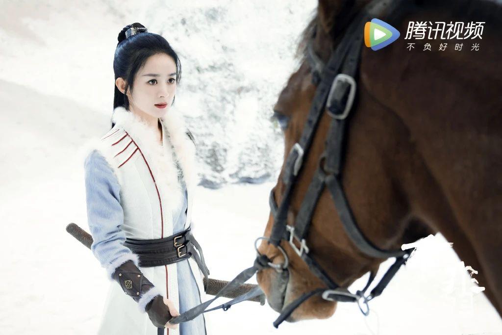 赵丽颖壁纸初见是惊鸿一瞥怦然心动是你