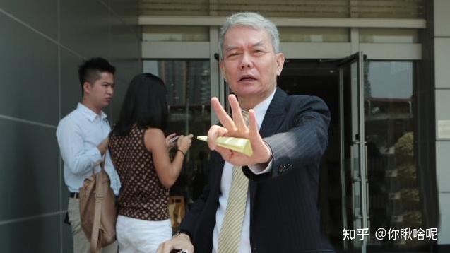 尖东虎中虎黄俊香港真正的地下皇帝暴打梅艳芳助向家平乱