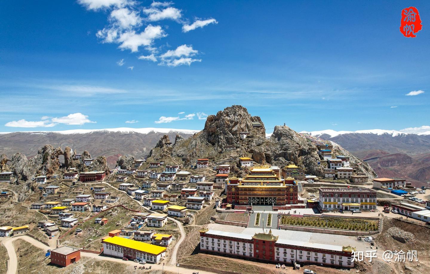 西藏有座位于4800米的千年古寺，建在悬崖之上，背后是万丈深渊- 知乎