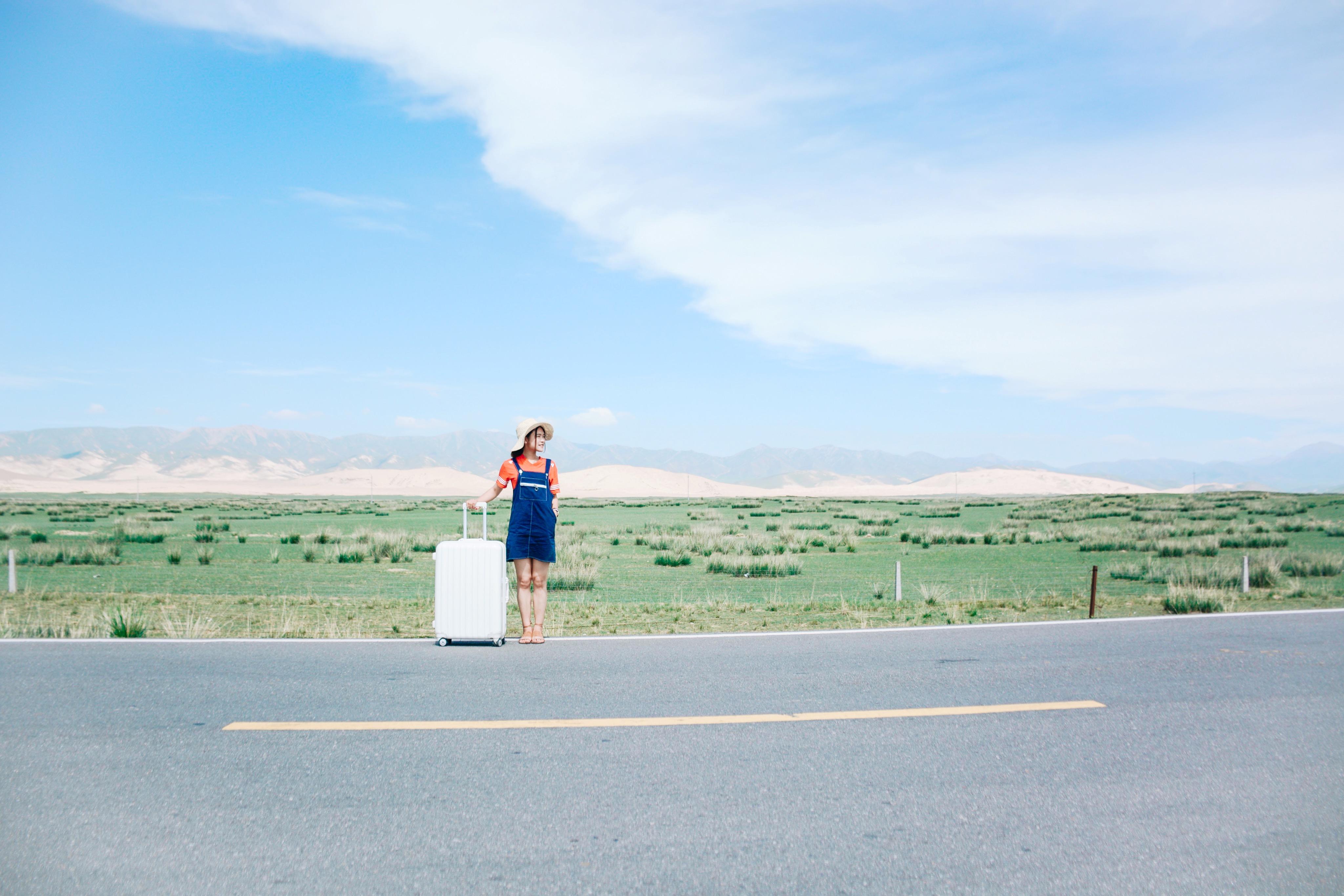 郑璐走出故乡我比流浪诗人更向往远方