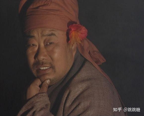 原著原文:【那时百姓都被方腊残害不过,怨气冲天,听得宋军入城,尽