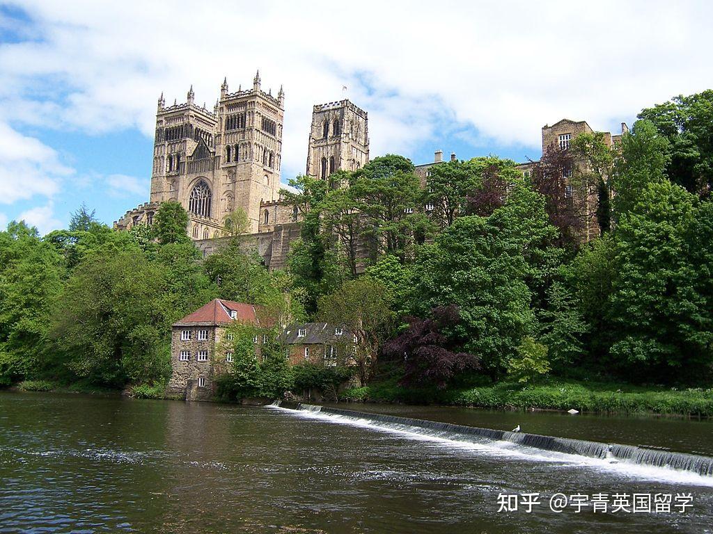 学术要求:2020年起杜伦大学理学院接受中国学生使用高考成绩申请本科