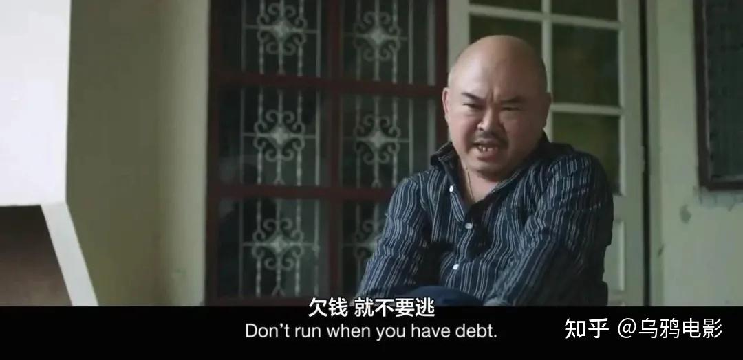 很快,街上出现了两个,少了胳膊少了腿的乞丐…高利贷大喊:既然还不起