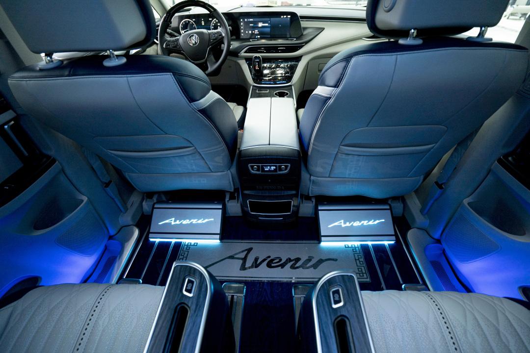 别克gl8蓝白内饰升级丨惊艳你的双眸