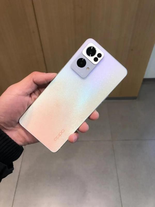 opporeno7和vivo x60买哪个?