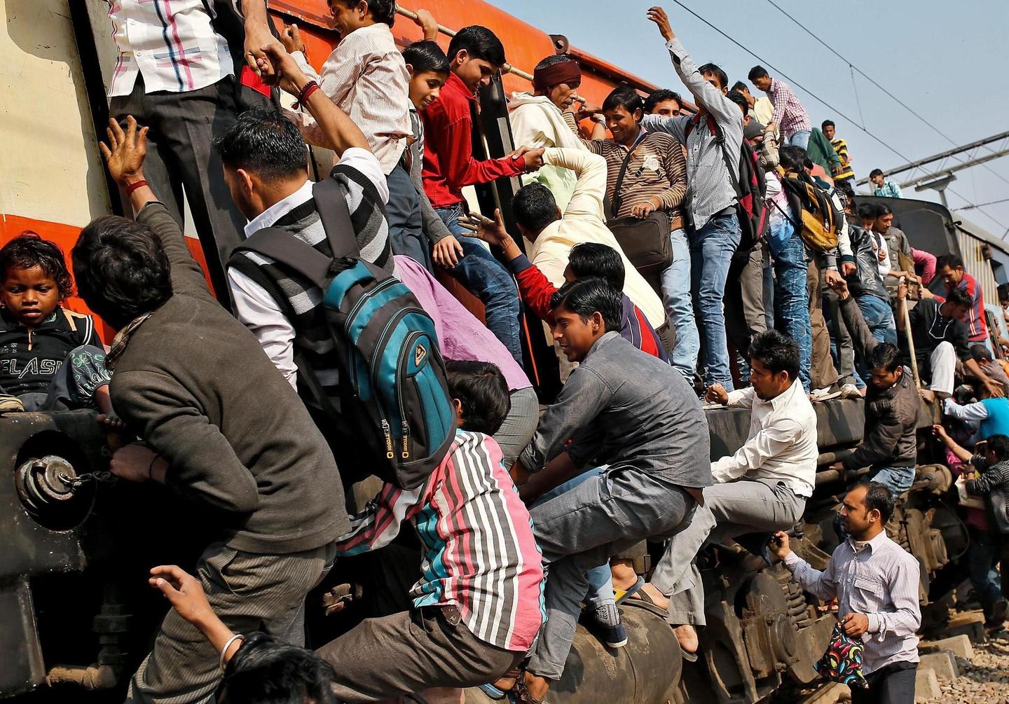 印度 人口总数仅次于我国 而且人口增长快速 有什么利弊 知乎