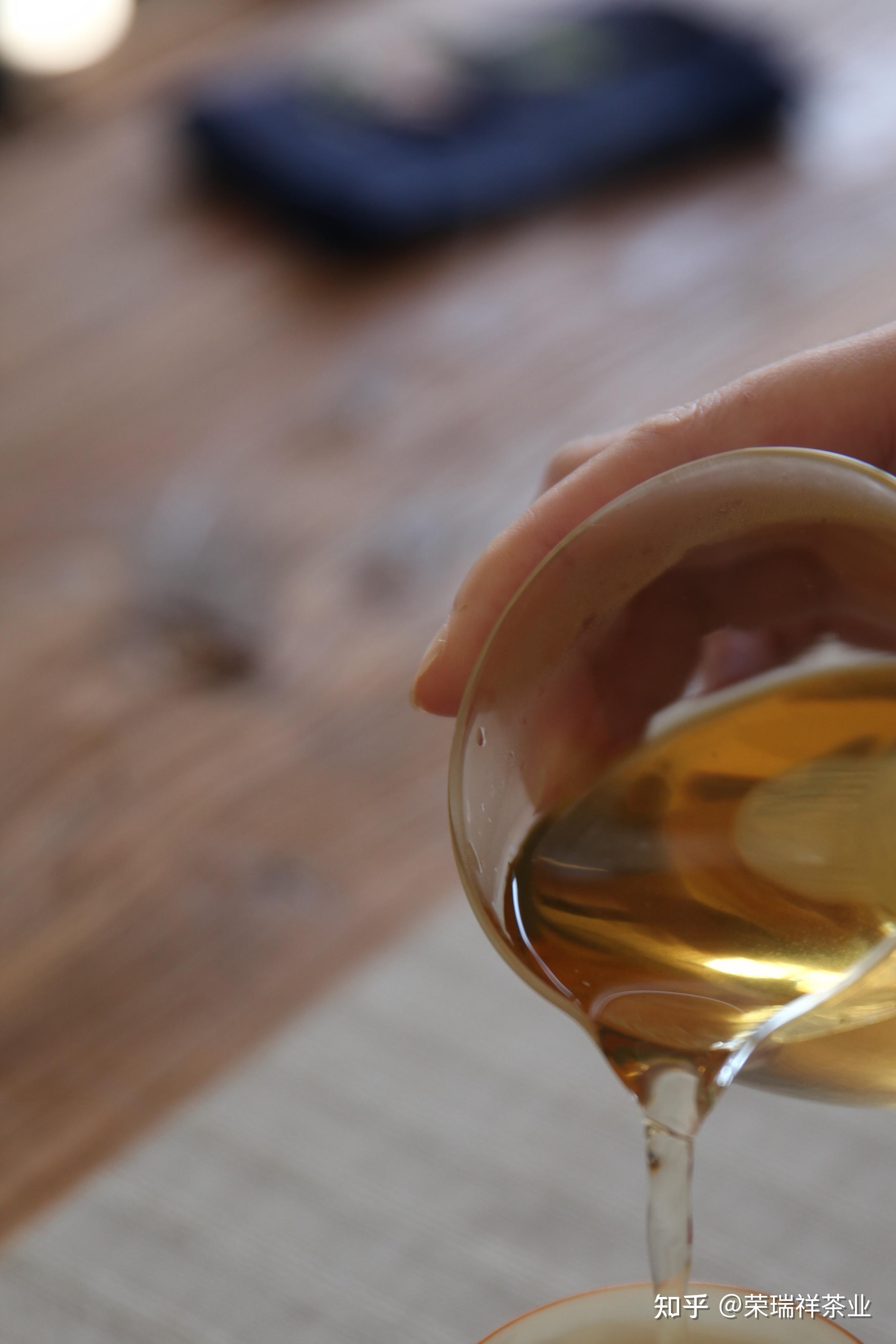 勐库大雪山古树藤条茶山野韵花蜜香冰糖甜韵醉人