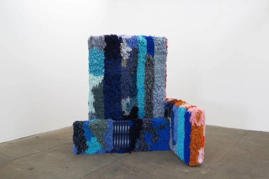 美国纺织艺术家sarahzapata多彩装置艺术对自身身份的质疑与挑战