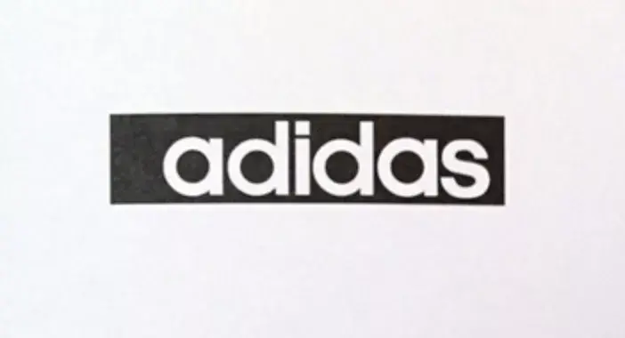 品牌形象的关键性阿迪达斯logo进化史