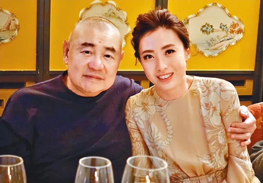 看了香港女首富甘比历年照片不禁感叹有钱真的能快速变美