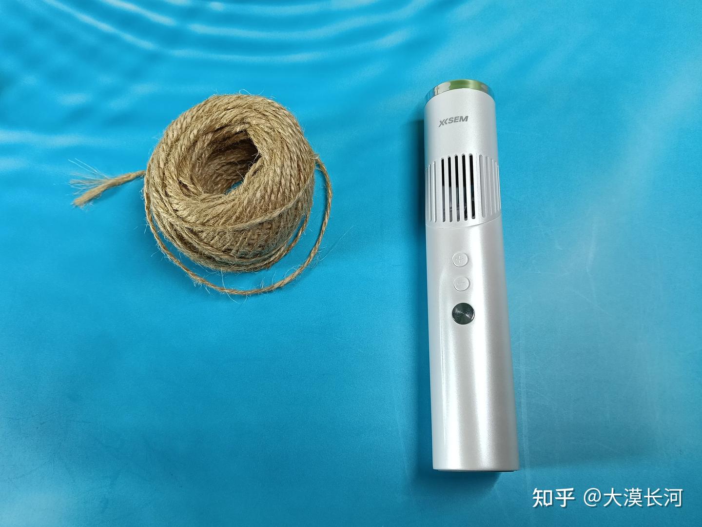 带娃出行好帮手!西圣 Wind S 手持风扇,为孩子降温同时呵护孩子