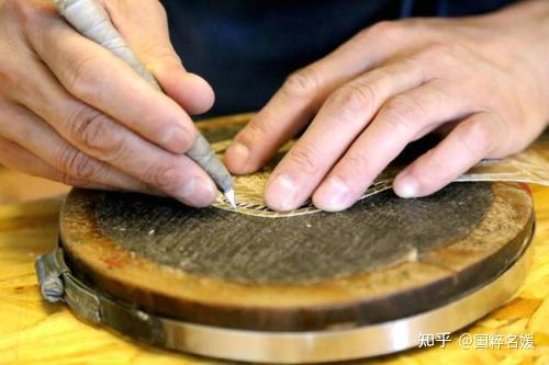 非遗技艺皮影戏的制作过程