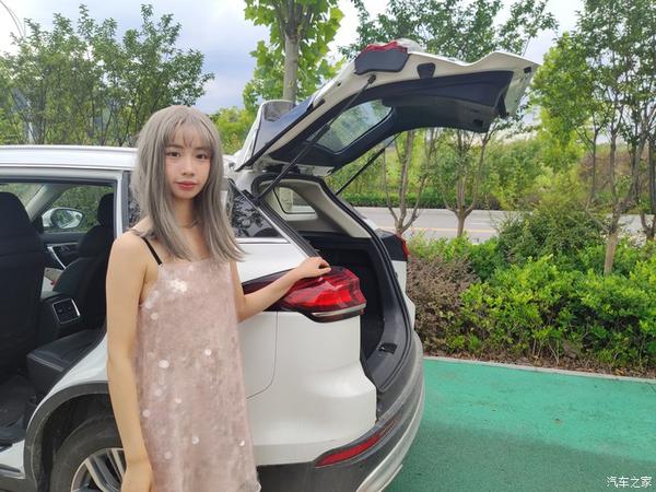 吉利博越与美女 公里681个日日夜夜 知乎