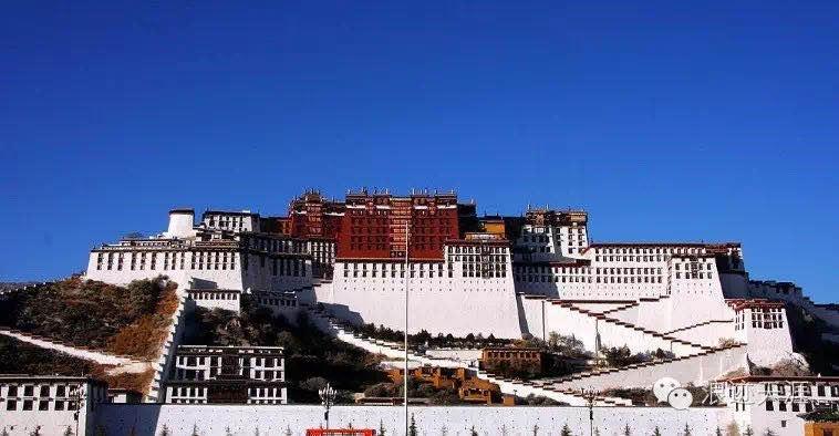 布达拉宫高清大图近照 v2-eac271f452d69f88dacbc5fd41f5da1d_1440w.jpg?source=172ae18b