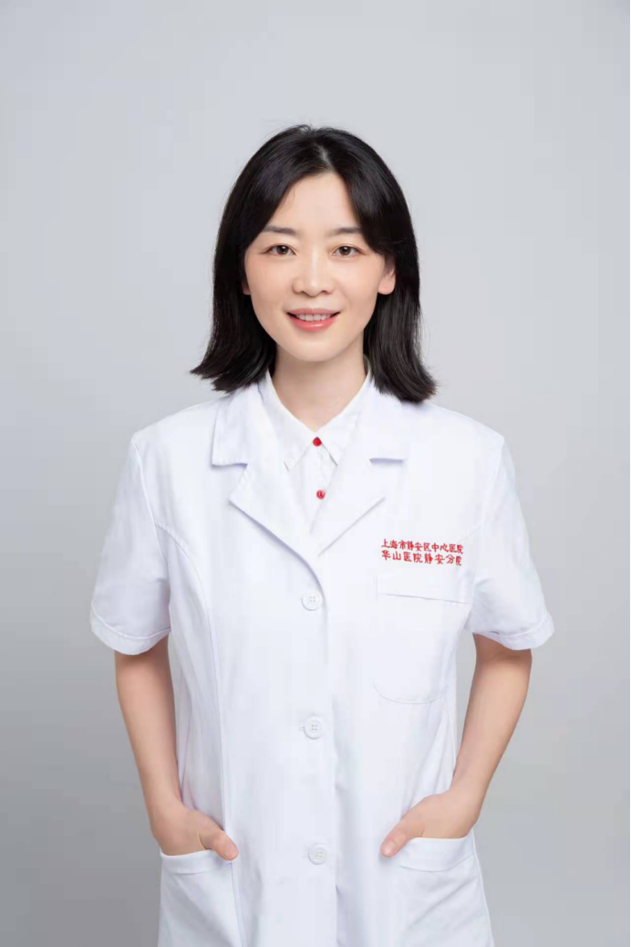 倪春雅,博士,主治医师,复旦大学附属华山医院植发中心,复旦大学附属