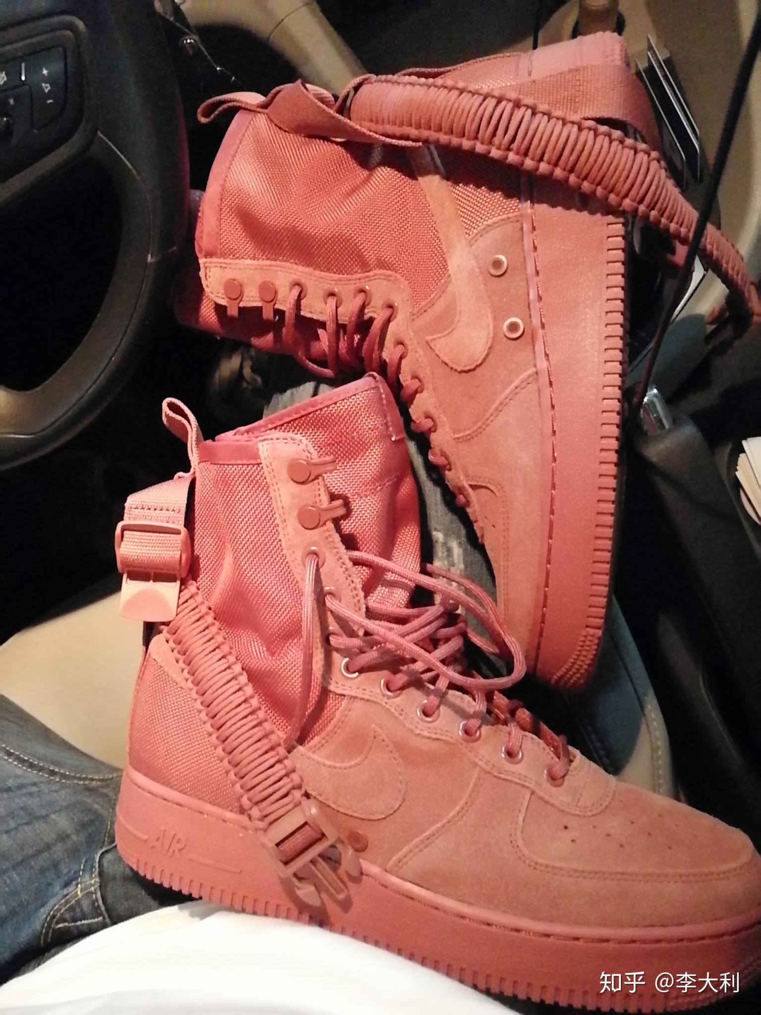 大夏天穿AJ篮球鞋的人出于怎样的目的?