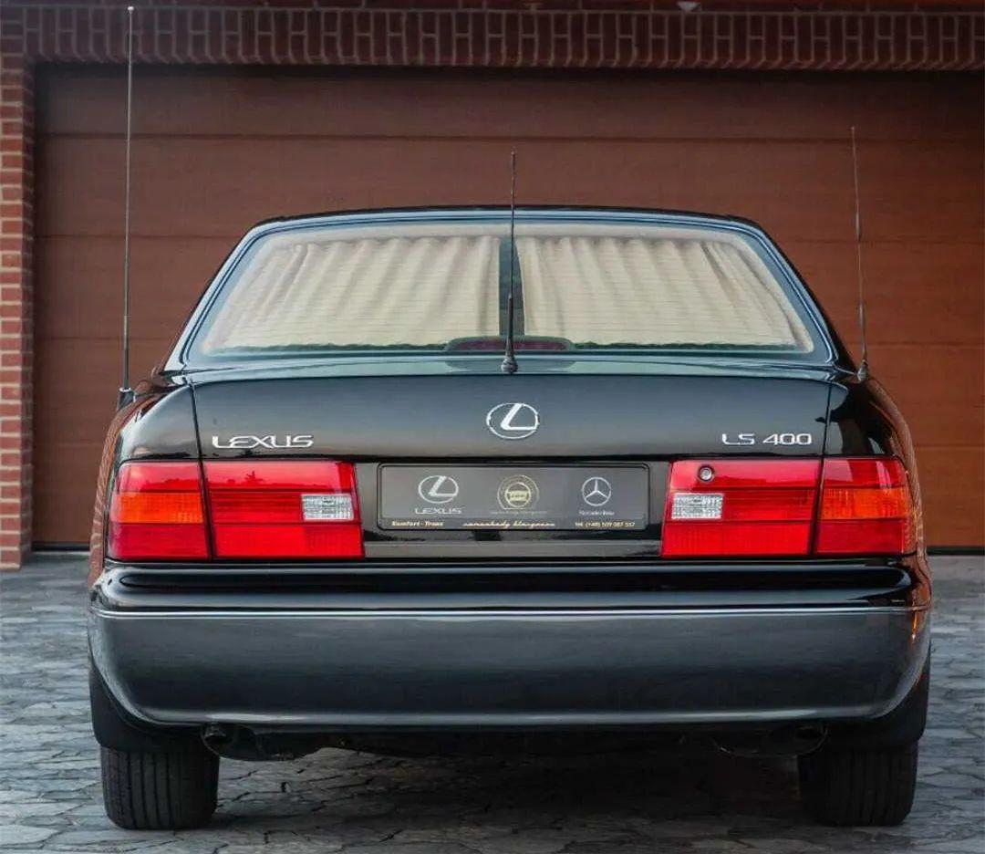 绝对罕有的雷克萨斯ls400长轴版买车送电视窗帘