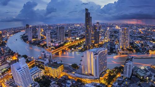 房地产开发商 v2-eb3032e54c35b6cad4a4ac882708f10e_1440w.jpg?source=172ae18b