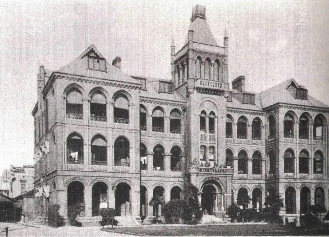 二,总巡捕房和老闸捕房