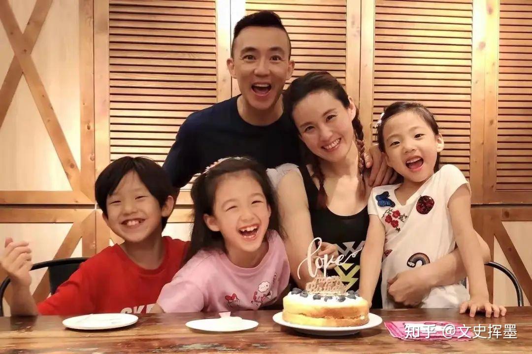 刘畊宏火了曾经红人李子柒发声了凭什么他们这么热