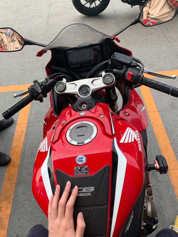 想问下广佛地区想买摩托车 本田 宝马 有没有推荐的店 顺便问下广佛这边有上述两种牌子的二手摩托店吗 知乎
