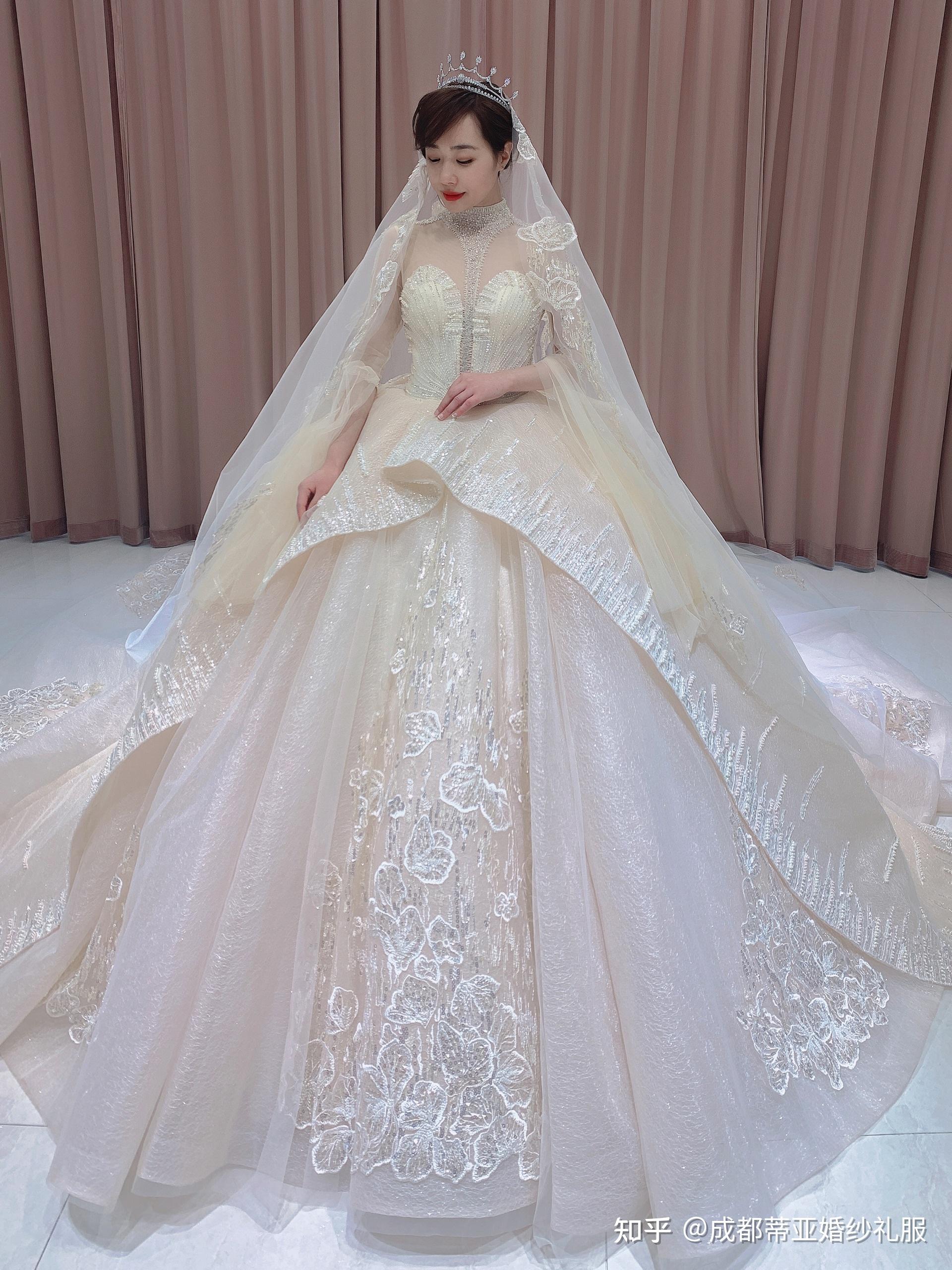 成都婚纱礼服租赁2021新款婚纱喜欢吗