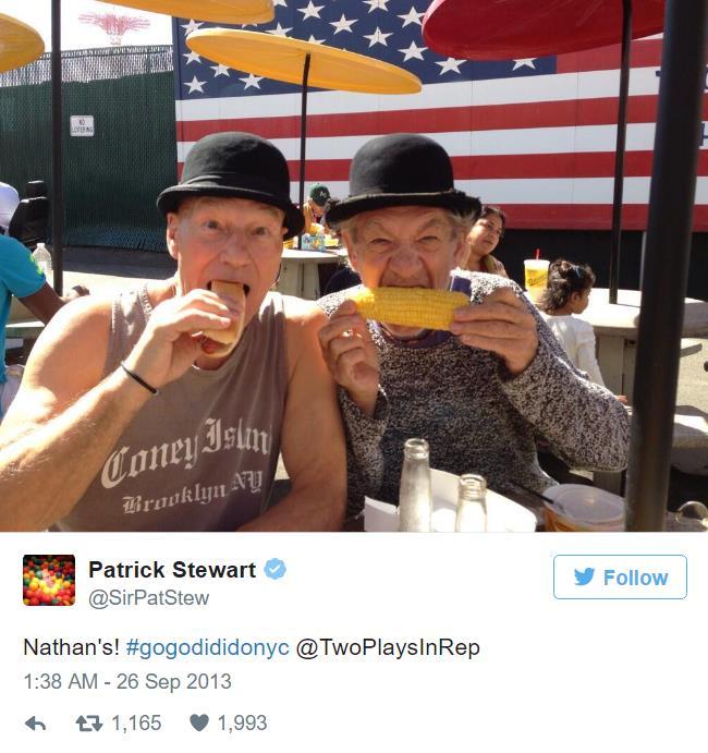 可爱的教授和万磁王,喜欢了~source:39 times sir patrick stewart