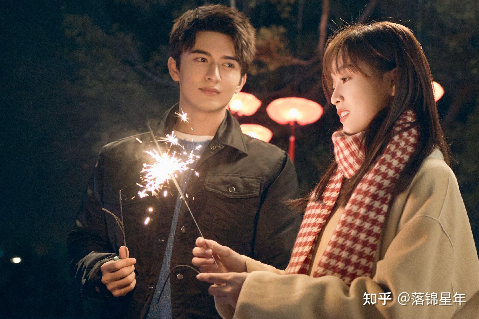 如何评价吴宣仪在世界微尘里里的表现