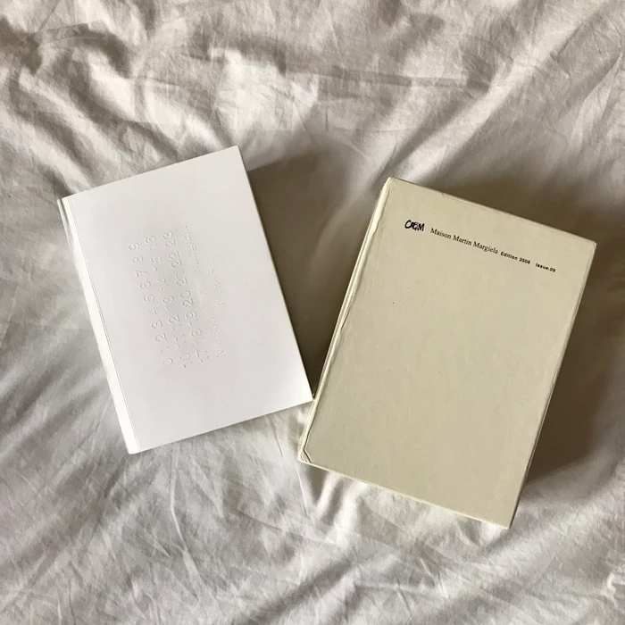 现在时装里所说的 archive 究竟是什么? 25 v2 ebf47d48db4993c6a06b6e0db214b91c 720w