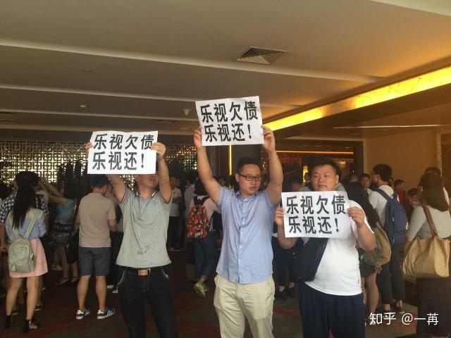 ▎侠之大者,为人两肋插刀,何况接盘乎?