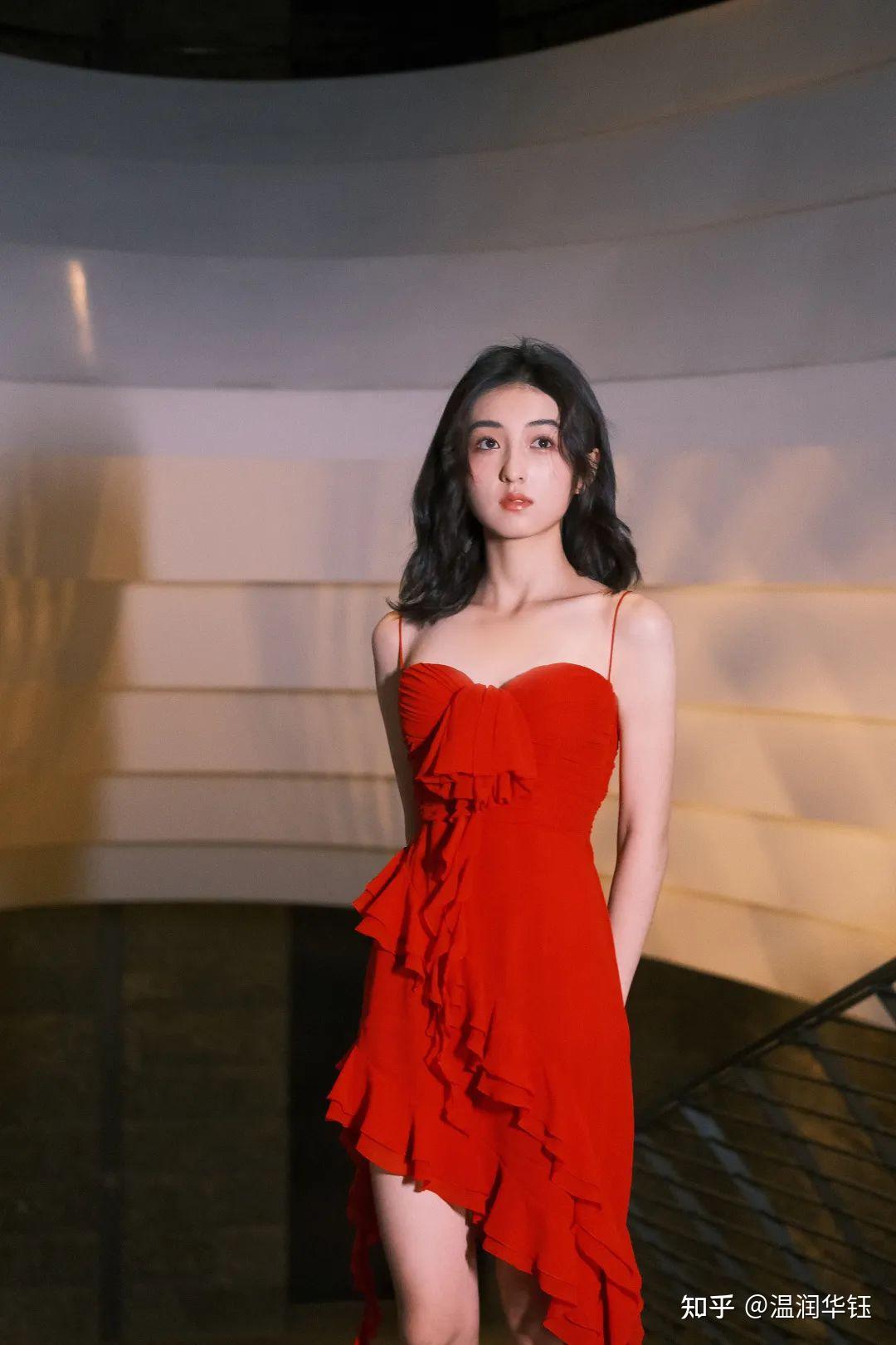 是我的"影后"滤镜,还是张子枫变漂亮了?