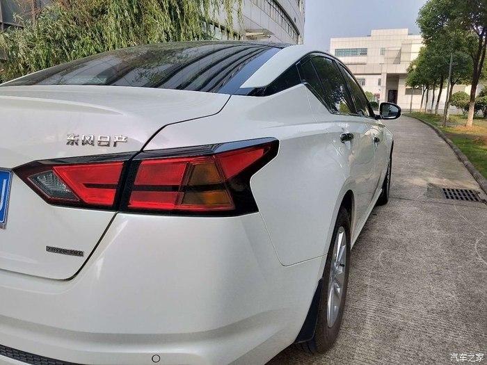 情定天籁提车时候我选择白色天籁白色更大气20l天籁